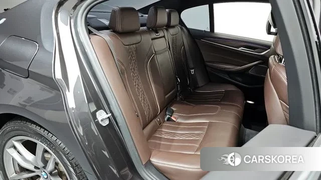 BMW 5 Series (G30) 2020 Серый из Кореи, фото 3