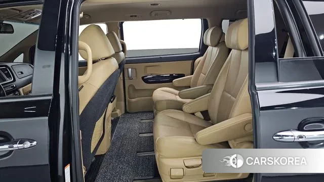 Kia The New Carnival 2018 Черный из Кореи, фото 3