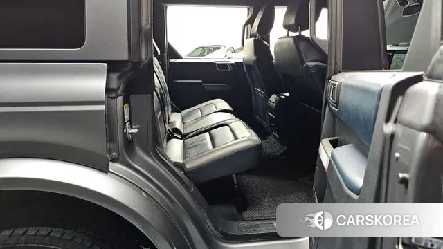 Ford Bronco 6th Generation 2022 Серый из Кореи, фото 3