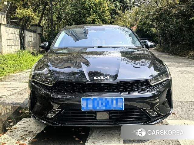 Kia K5 2021 Черный из Китая, фото 3