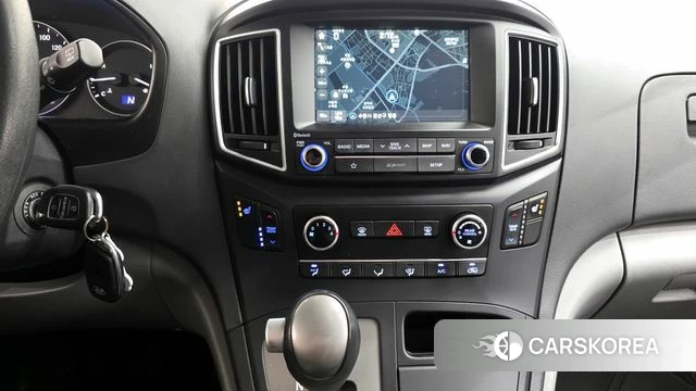 Hyundai The New Grand Starex 2018 Белый из Кореи, фото 3