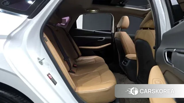 Hyundai Sonata (DN8) 2019 Белый из Кореи, фото 3