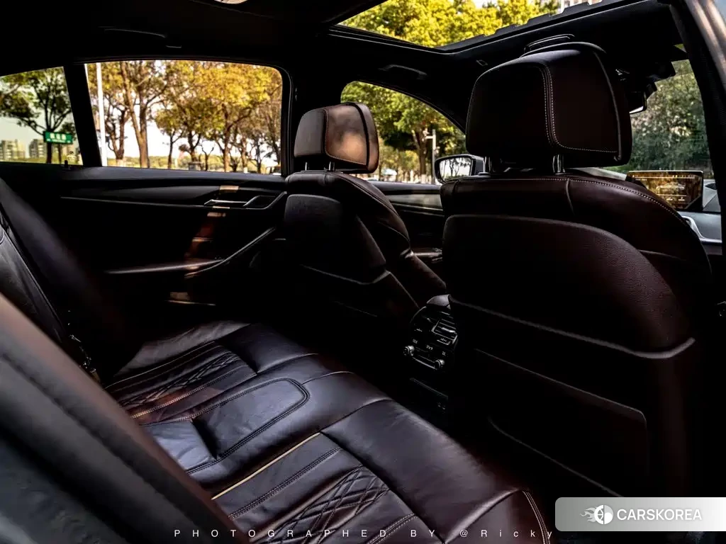 BMW 5 series 2020 Silver/gray из Китая, фото 3