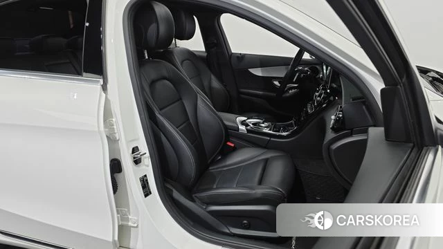 Mercedes-Benz C-Class W205 2018 Белый из Кореи, фото 3