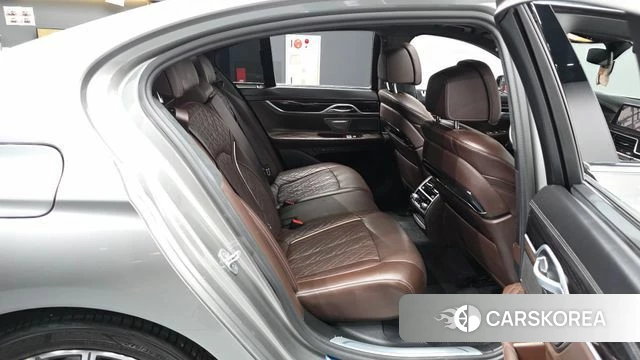 BMW 7 Series (G11) 2021 Серый из Кореи, фото 3
