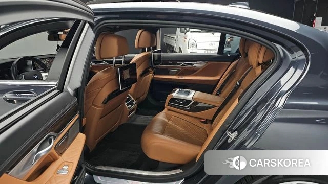 BMW 7 Series (G11) 2020 Серый из Кореи, фото 3