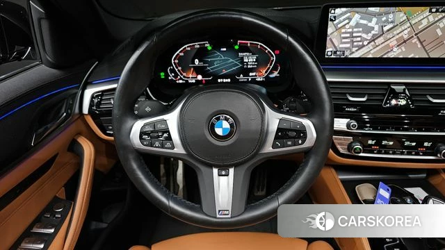 BMW 5 Series (G30) 2022 Черный из Кореи, фото 3