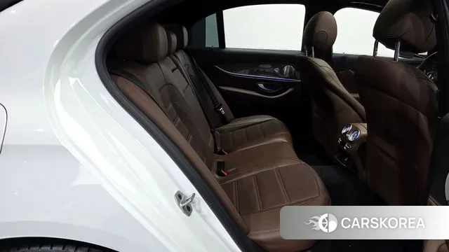 Mercedes-Benz E-Class W213 2021 Белый из Кореи, фото 3