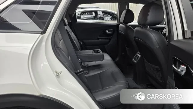 Kia Niro 2018 Белый из Кореи, фото 3