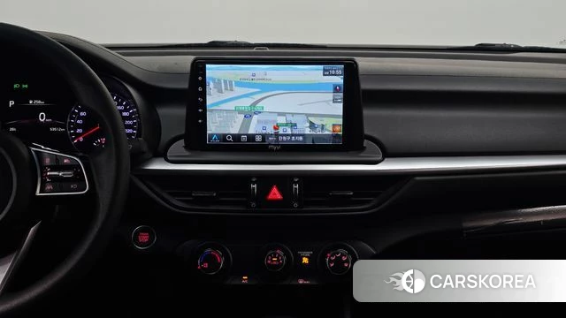 Kia The New K3 2nd generation 2023 Белый из Кореи, фото 3