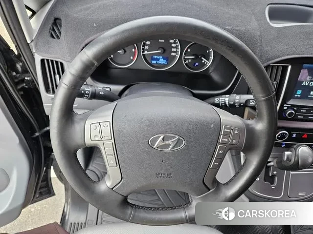 Hyundai The New Grand Starex 2019 Черный из Кореи, фото 3