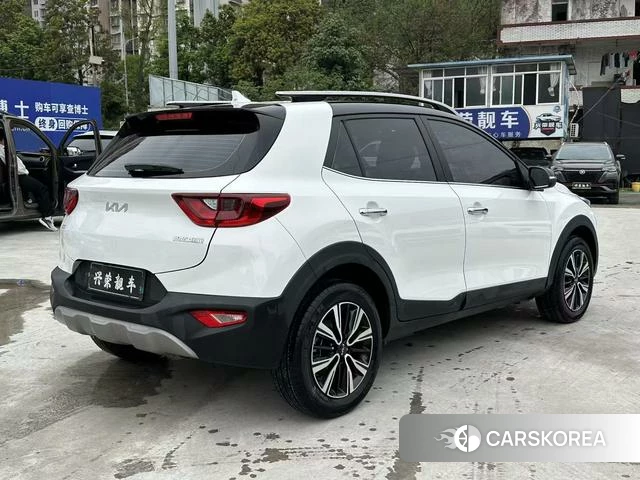 Kia Yi Ran 2024 Белый из Китая, фото 3