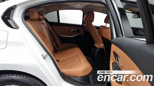 BMW 3 Series (G20) 2023 Белый из Кореи, фото 3