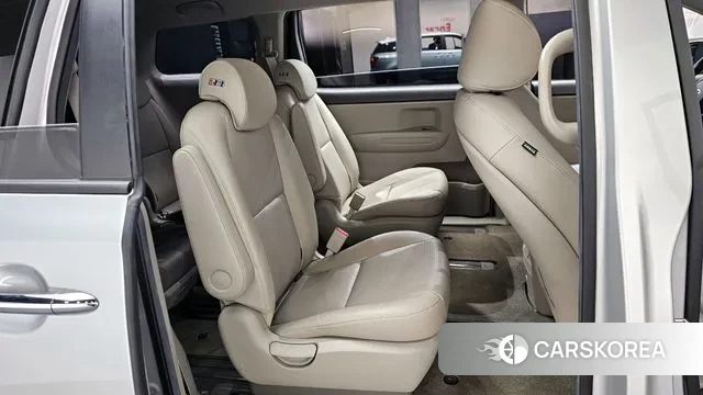 Kia The New Carnival 2019 Серебряный из Кореи, фото 3