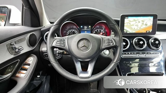Mercedes-Benz C-Class W205 2018 Белый из Кореи, фото 3