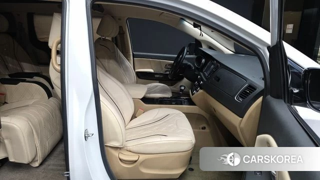 Kia All New Carnival 2018 Белый из Кореи, фото 3