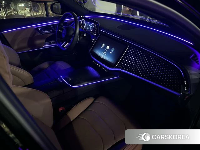 Mercedes-Benz E-class 2024 Черный из Китая, фото 3