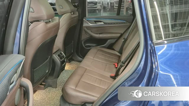 BMW iX3 2023 Синий из Кореи, фото 3