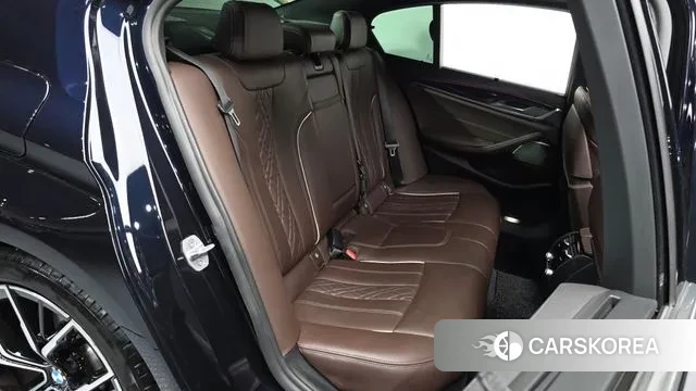 BMW 5 Series (G30) 2022 Черный из Кореи, фото 3