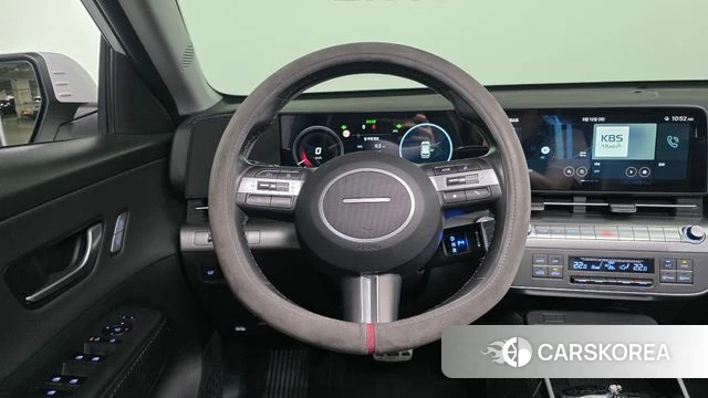 Hyundai Kona (SX2) 2023 Белый из Кореи, фото 3