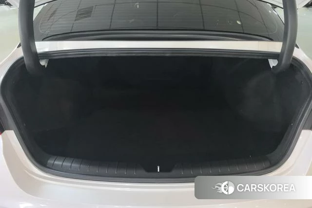 Kia K5 2022 Белый из Китая, фото 3