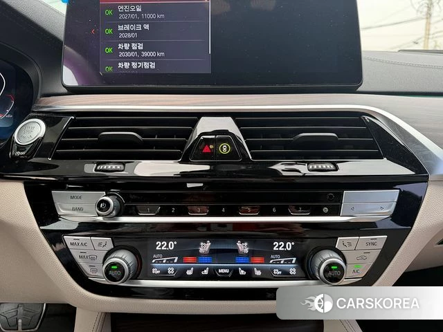 BMW 5 Series (G30) 2021 Черный из Кореи, фото 3