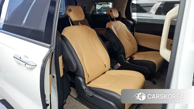 Kia Carnival 4th generation 2023 Белый из Кореи, фото 3