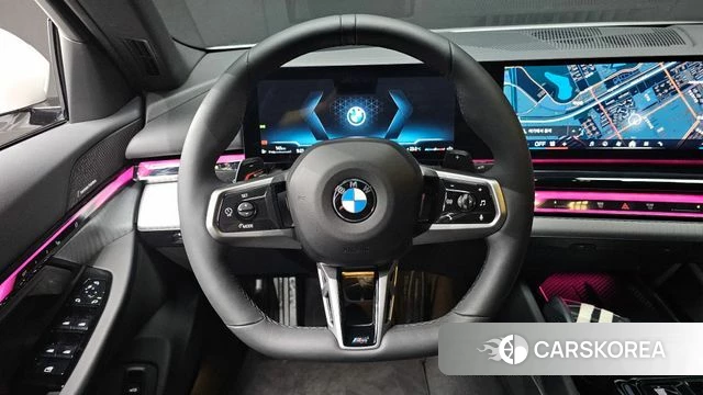 BMW 5 Series (G60) 2025 Белый из Кореи, фото 3