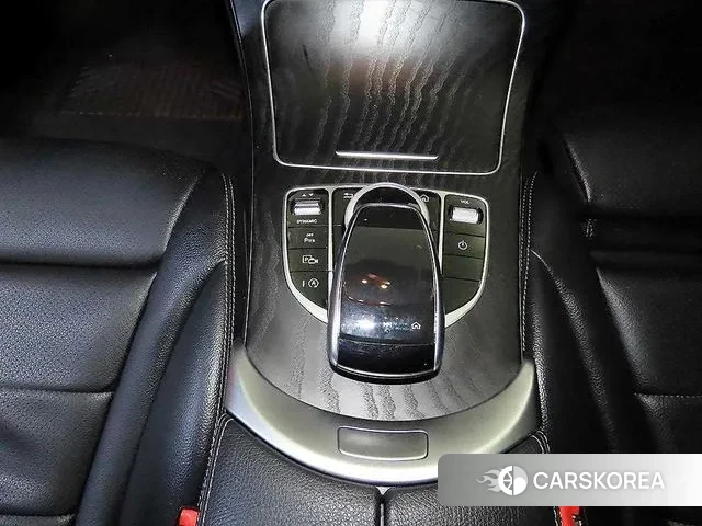 Mercedes-Benz C-Class W205 2021 Белый из Кореи, фото 3