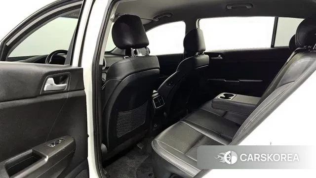 Kia Sportage The Bold 2019 Белый из Кореи, фото 3