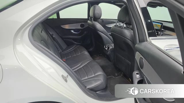 Mercedes-Benz C-Class W205 2020 Белый из Кореи, фото 3