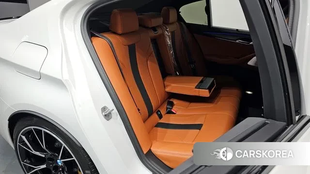 BMW M5 (F90) 2023 Белый из Кореи, фото 3