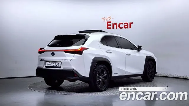 Lexus UX250h id 2664997 из Кореи 3