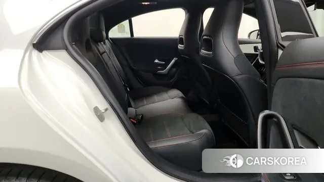 Mercedes-Benz CLA-Class C118 2024 Белый из Кореи, фото 3