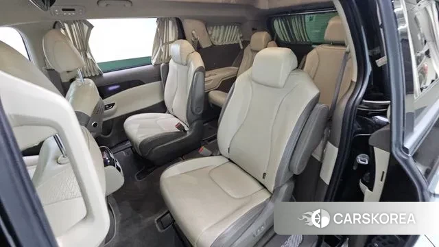 Kia Carnival 4th generation 2022 Черный из Кореи, фото 3