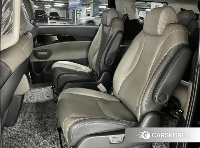Kia The New Carnival 4th Generation 2025 Черный из Кореи, фото 3