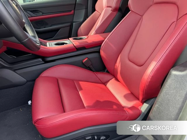 Porsche Taycan 2024 Серебристо-серый из Кореи, фото 3