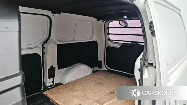 Hyundai The New Grand Starex 2019 Белый из Кореи, фото 3