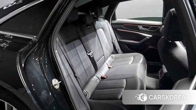 Audi A6 (C8) 2023 Черный из Кореи, фото 3