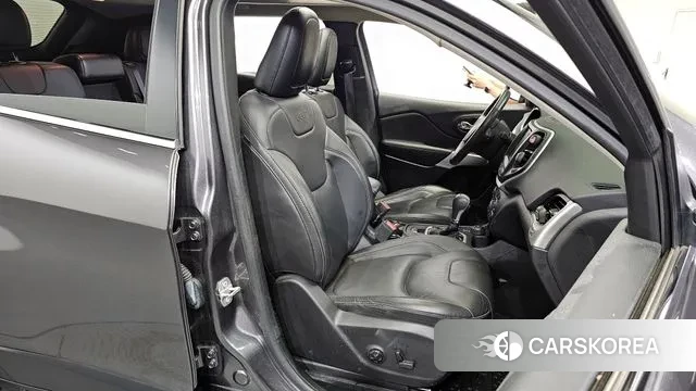 Jeep Cherokee (KL) id 2903130 из Кореи 3