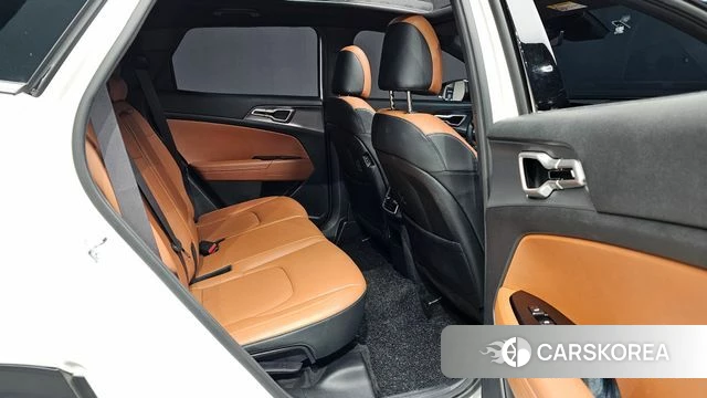 Kia Sportage 5th Generation 2023 Белый из Кореи, фото 3