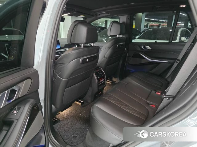 BMW X5 (G05) 2025 Серебристо-серый из Кореи, фото 3