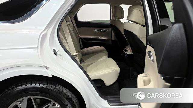 Genesis GV70 2022 Белый из Кореи, фото 3