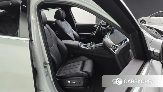 BMW X6 (G06) 2022 Белый из Кореи, фото 3