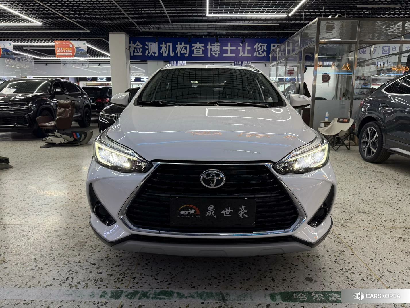 Toyota YARIS L Zhixuan 2021 Белый из Китая, фото 3