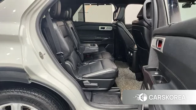 Ford Explorer 6th Generation 2019 Белый из Кореи, фото 3