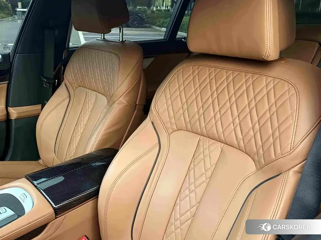 BMW 7 series 2020 Черный из Китая, фото 3