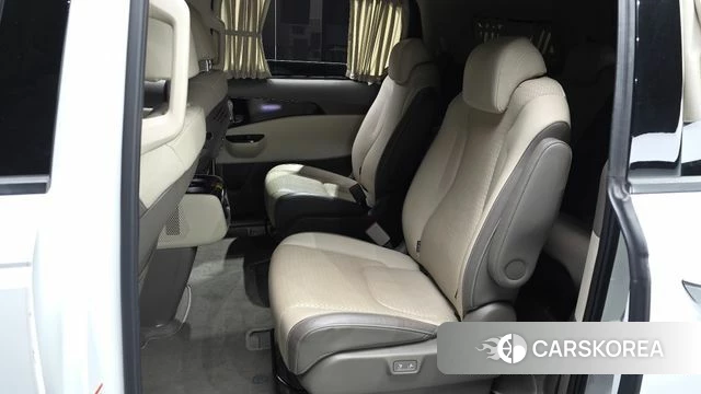 Kia Carnival 4th generation 2023 Белый из Кореи, фото 3