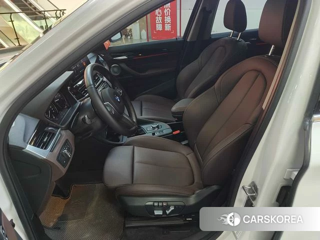 BMW X1 2023 Белый из Китая, фото 3