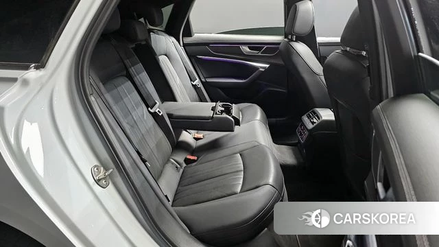 Audi A6 (C8) 2023 Белый из Кореи, фото 3